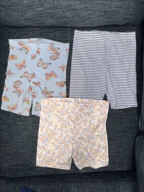 Cynthia Rowley Girls' Butterfly, Navy Stripe & Floral Bike Shorts - Pastel Mix